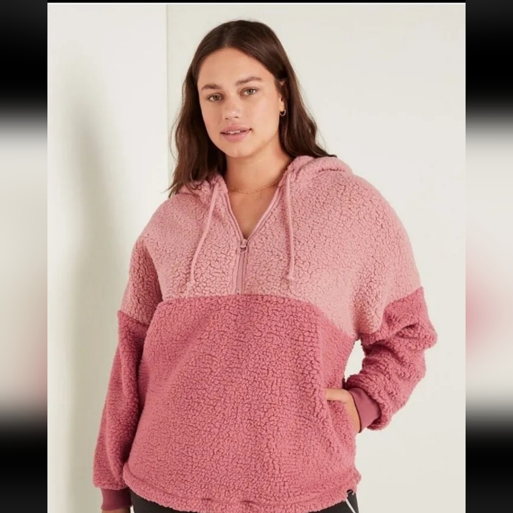 PINK | Victoria's Secret Two-Toned Half-Zip Sherpa Hoodie